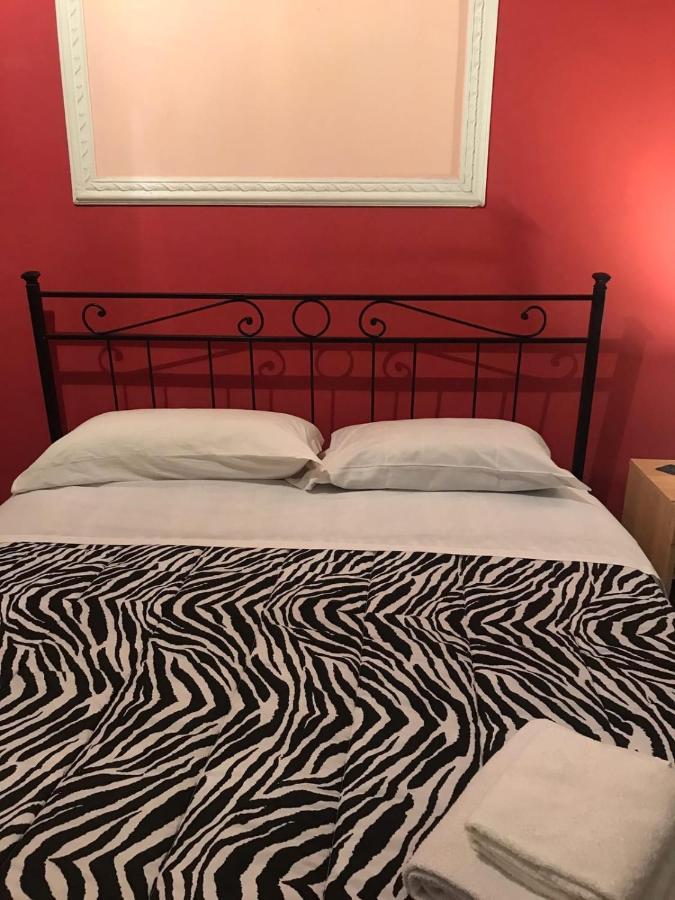 Chez Amelie Guest House Рим Екстер'єр фото