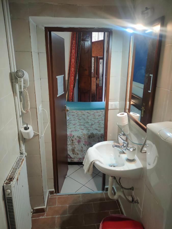 Chez Amelie Guest House Рим Екстер'єр фото
